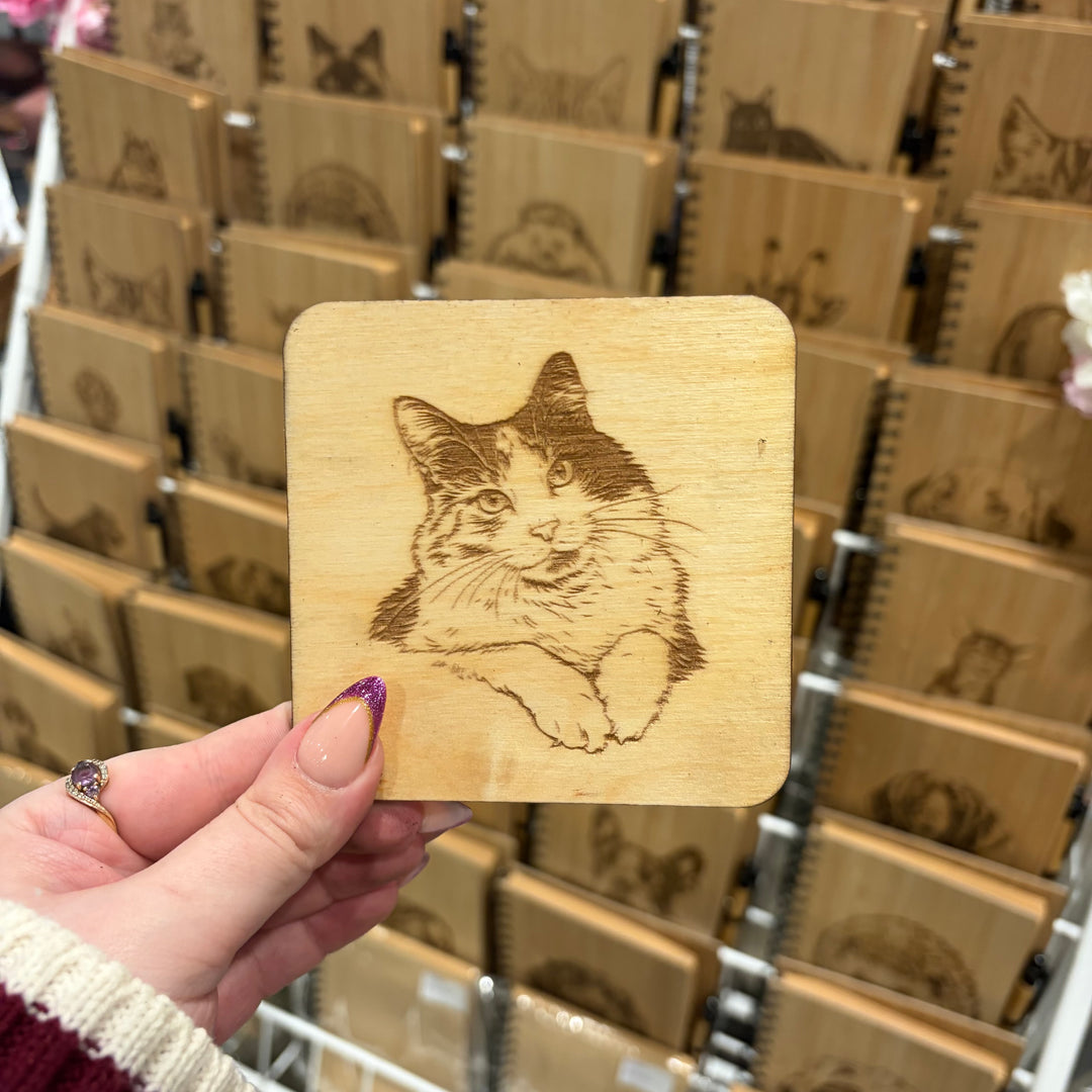 Cat Face & Paws Illustration Engraved Wooden Coaster