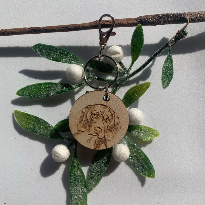 Beagle Engraved Wooden Keyring