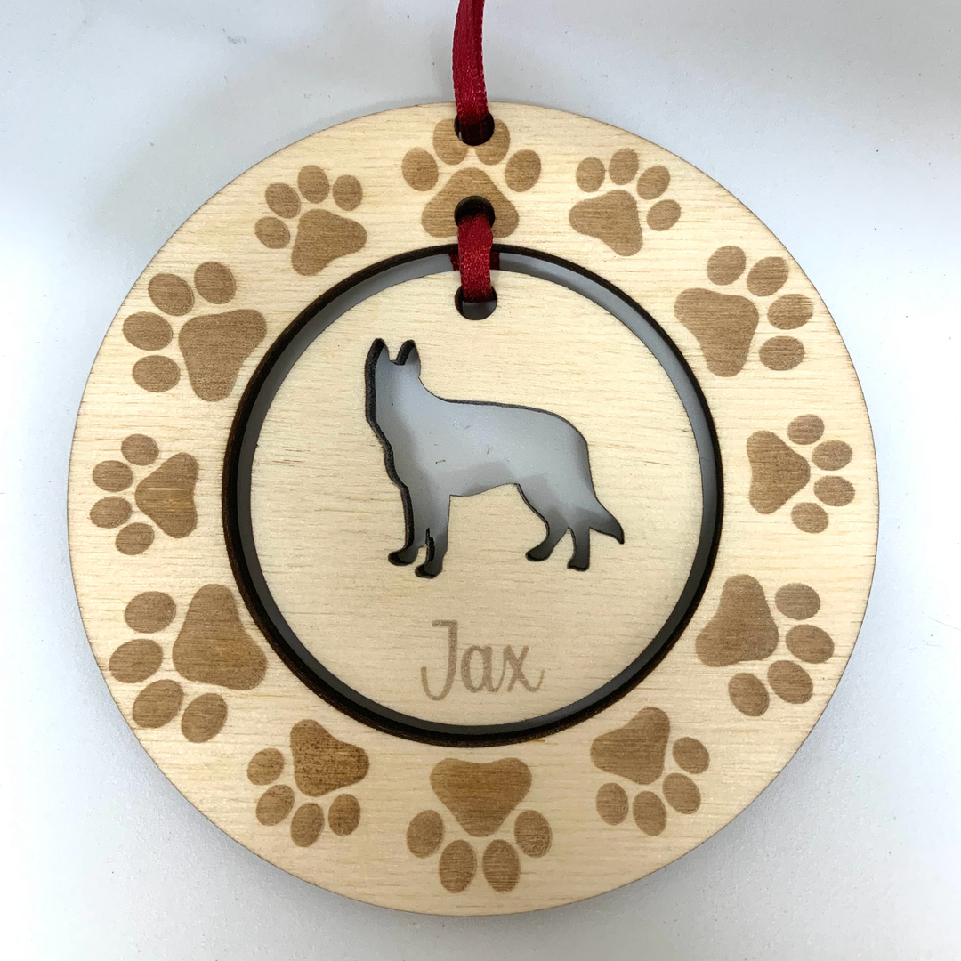 Personalised Alsatian German Shepherd Hanging Decoration ~ Paw Wreath