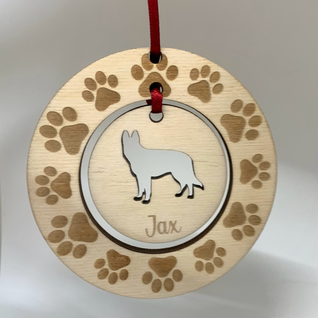 Personalised Alsatian German Shepherd Hanging Decoration ~ Paw Wreath